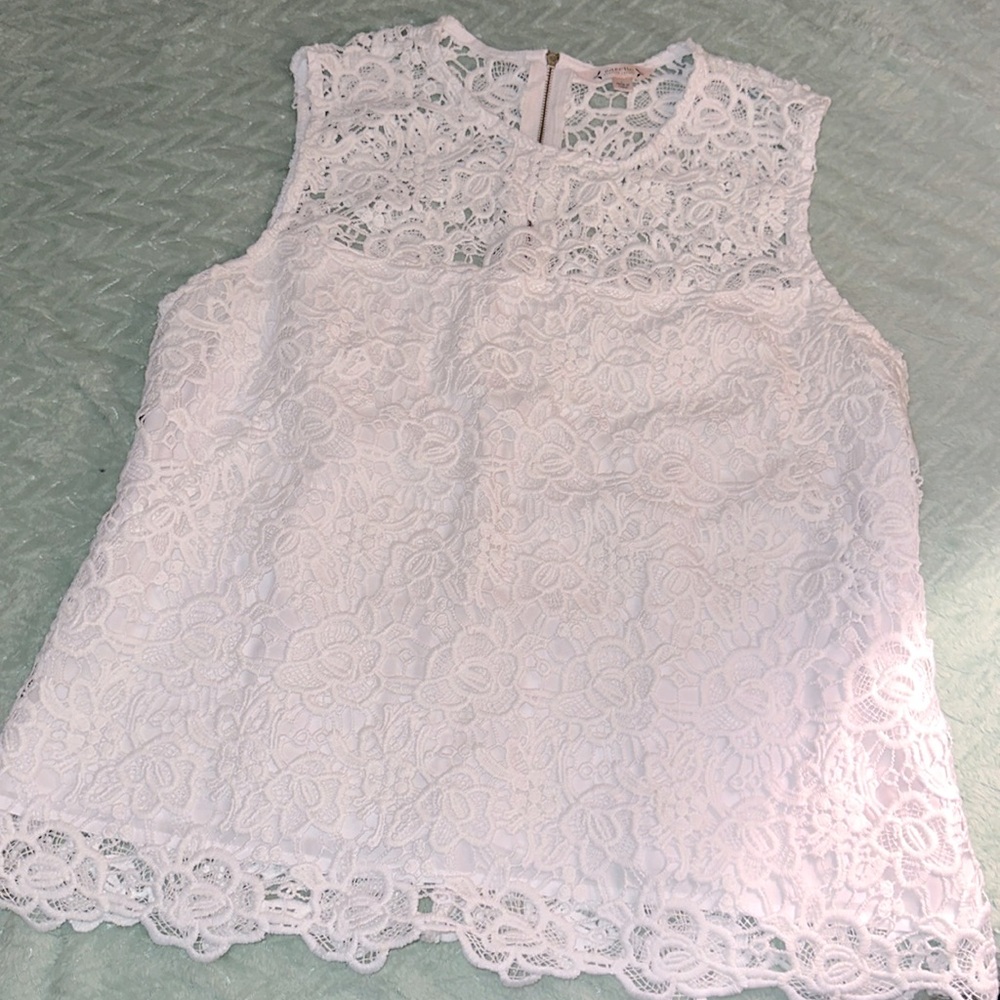 Large Nanette Lepore lady sleeveless blouse